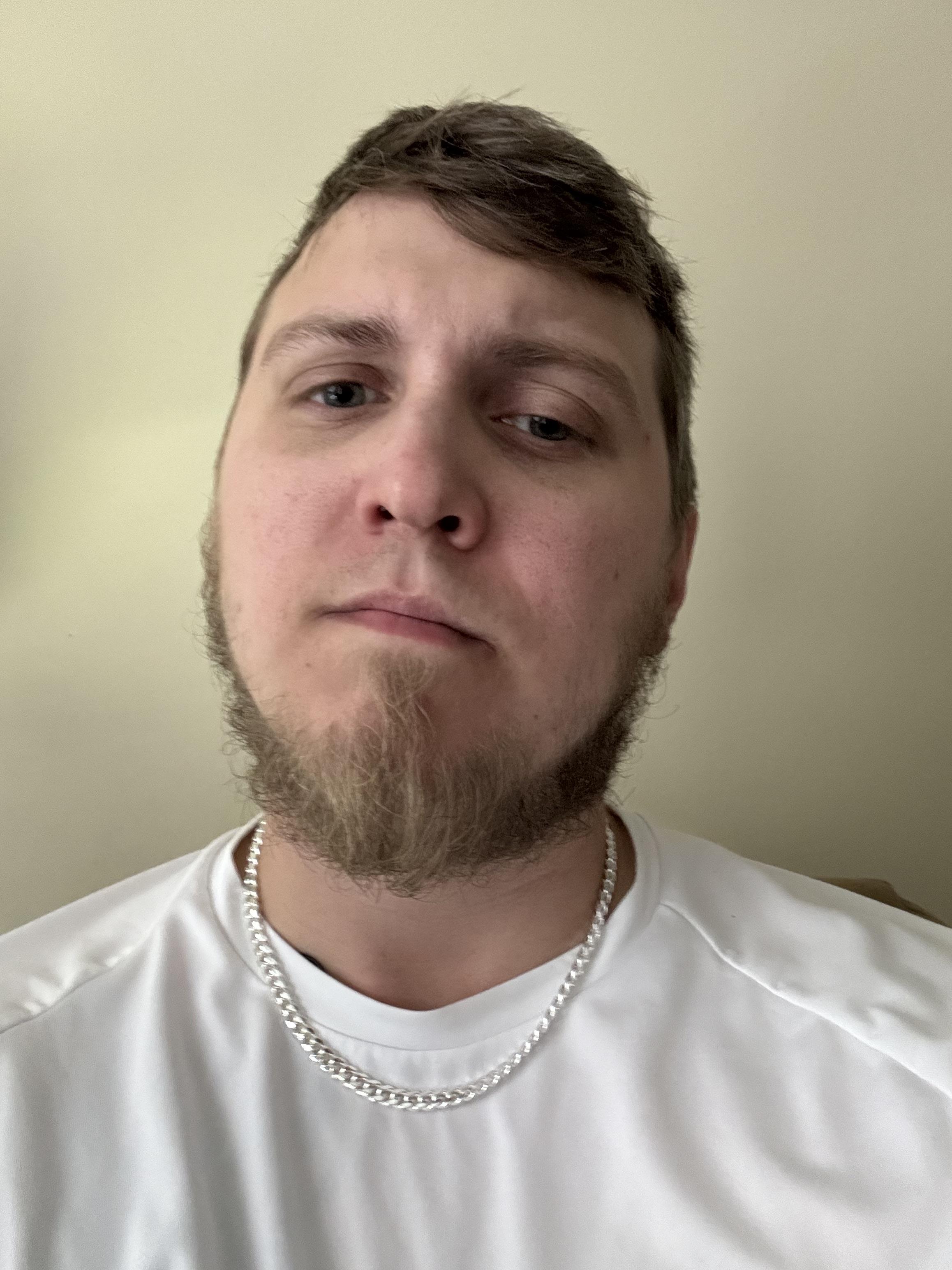 files/people-keep-telling-me-i-look-amish-but-i-see-this-style-a-v0-tzy7pblxcxfd1.jpg